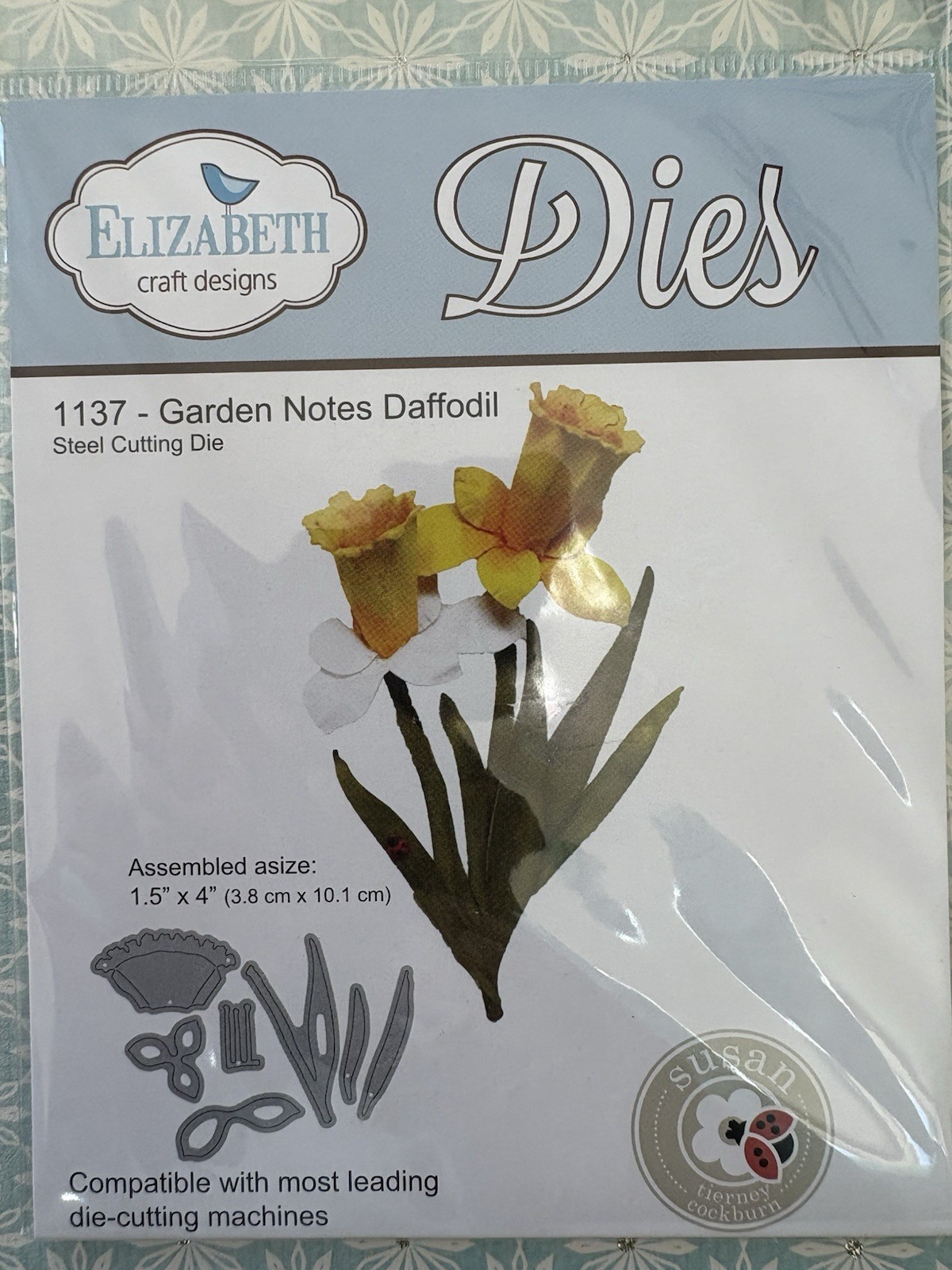 Elizabeth Craft Designs 1137- Garden Notes Daffodil Steel Cutting Die