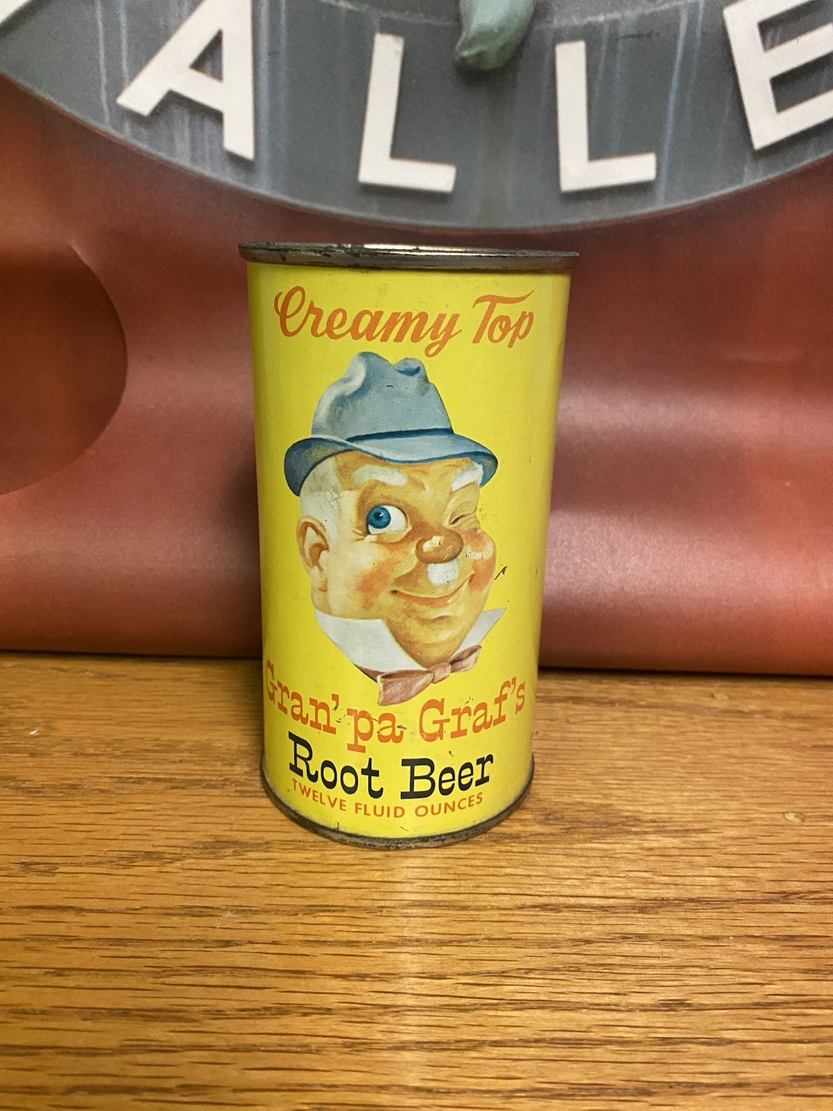 Grafs Root Beer Soda Can Flat Top Bank Top Can  Milwaukee Wi Old