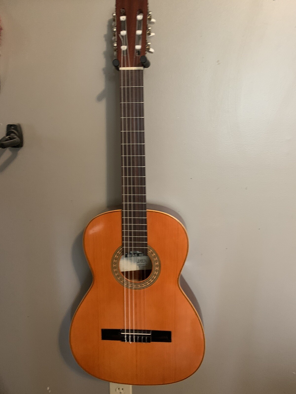 Jaen Classical Guitar