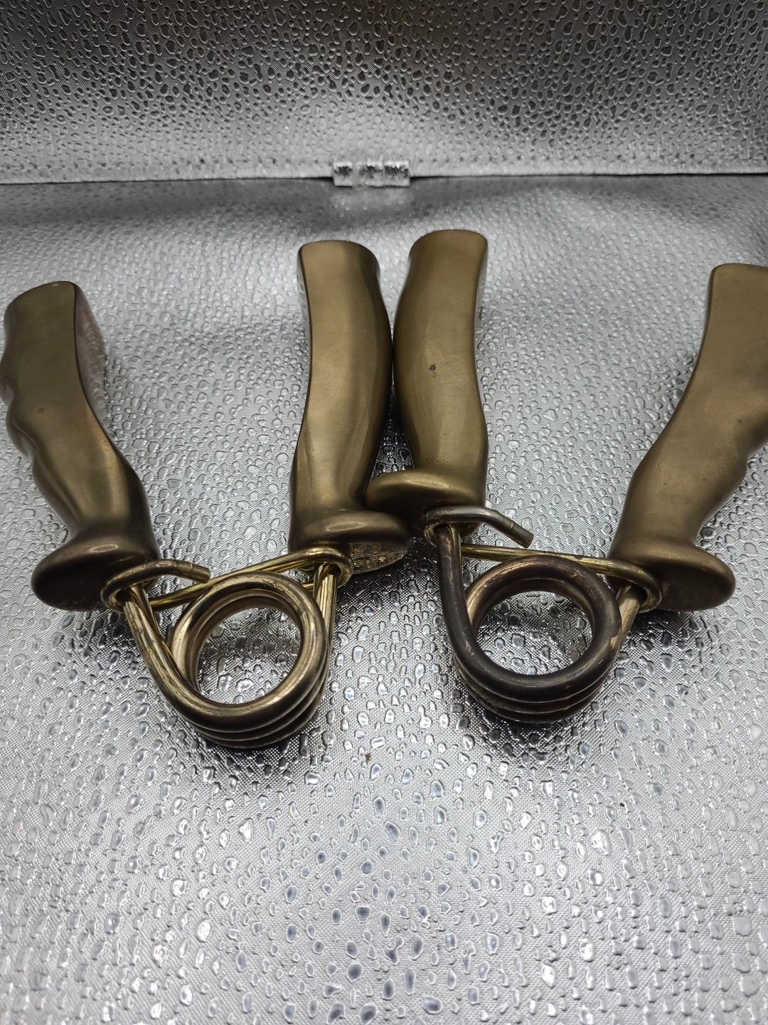Lot 2 Vintage Solid Brass Exercise Hand Grip Hand Strength Exercise Grippers