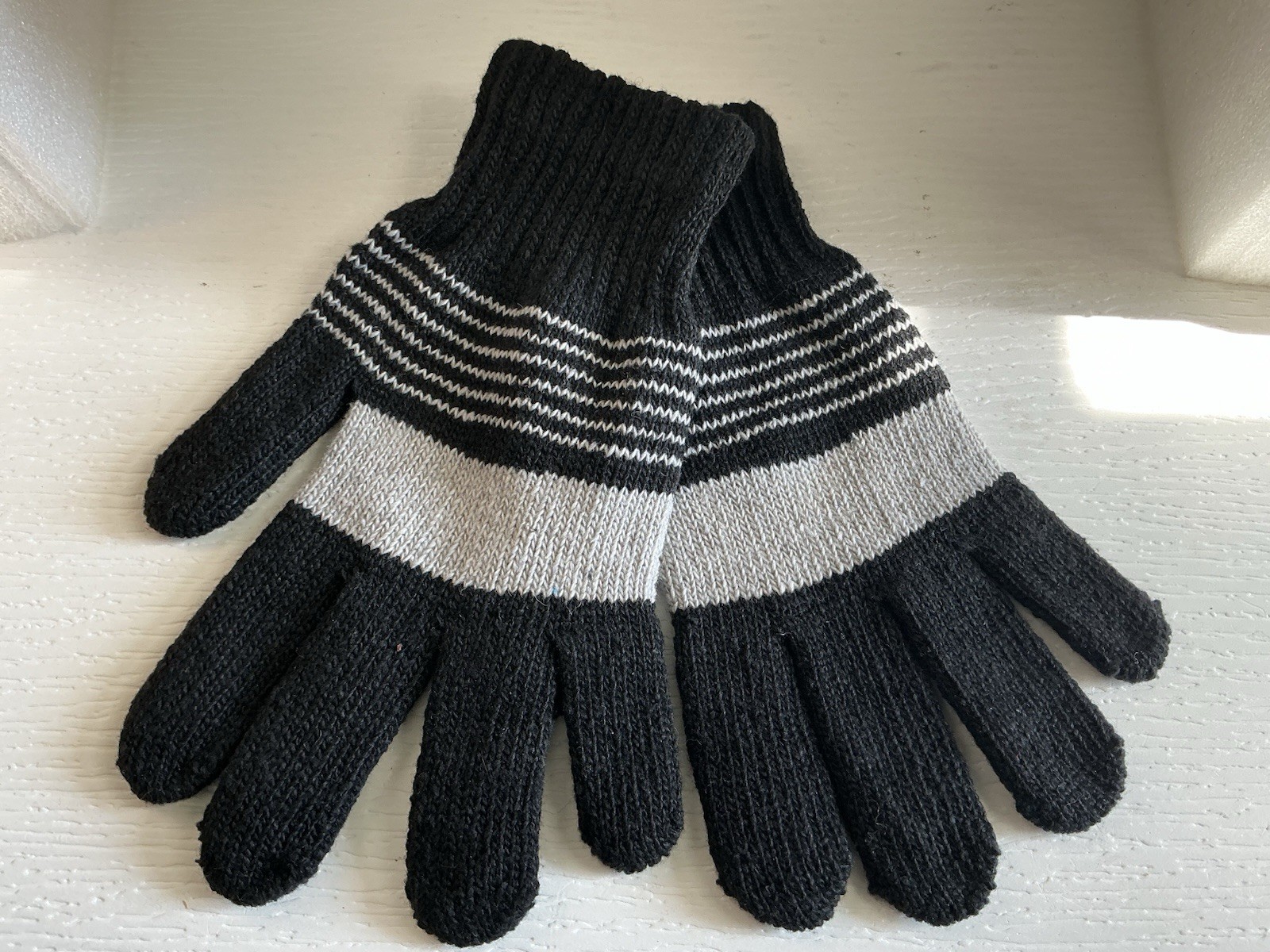 Polar Extreme Escape Men's Magic Gloves MG-1260 Darks One Size Fits Most