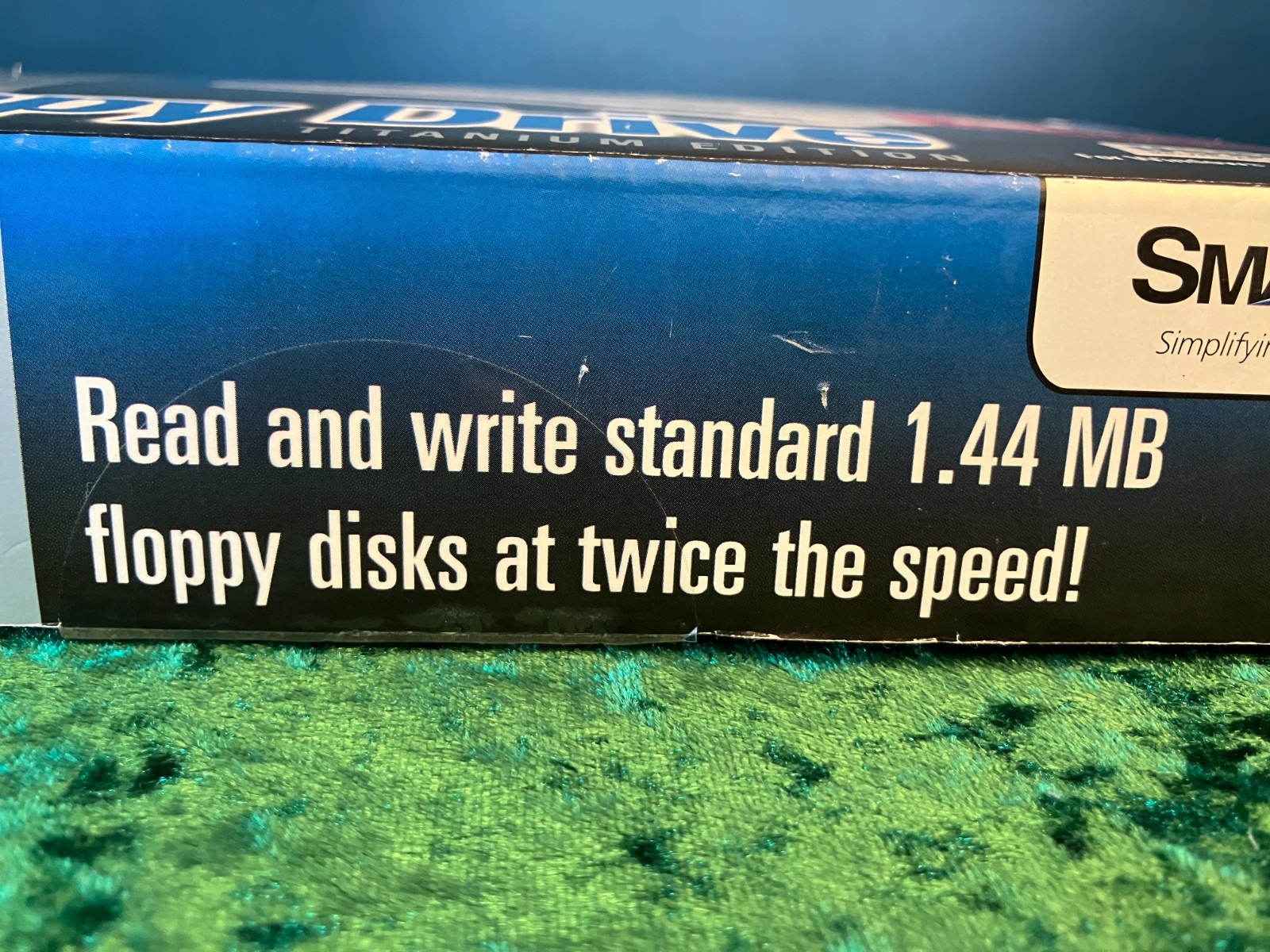 SmartDisk External Floppy Drive -- High-Speed 2x -- 1.44MG -- New in Box