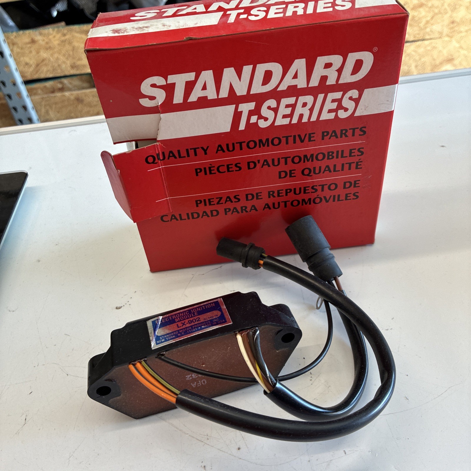 Standard Motor Products LX902 Ignition Module OE‑Equivalent Performance