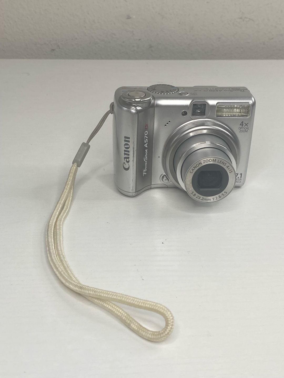 Canon PowerShot A570 IS 7.1MP Digital Camera