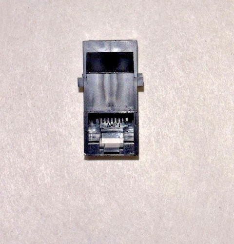 LOT OF 5 TYCO 555051-1 RJ45 COUPLER, CATEGORY 3, 8-POSITION, RIGHT ANGLE (45-52)