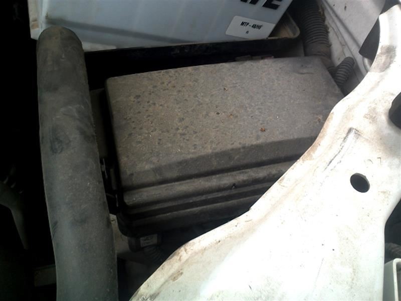 Fuse Box Engine Fits 04-06 Canyon 3055710