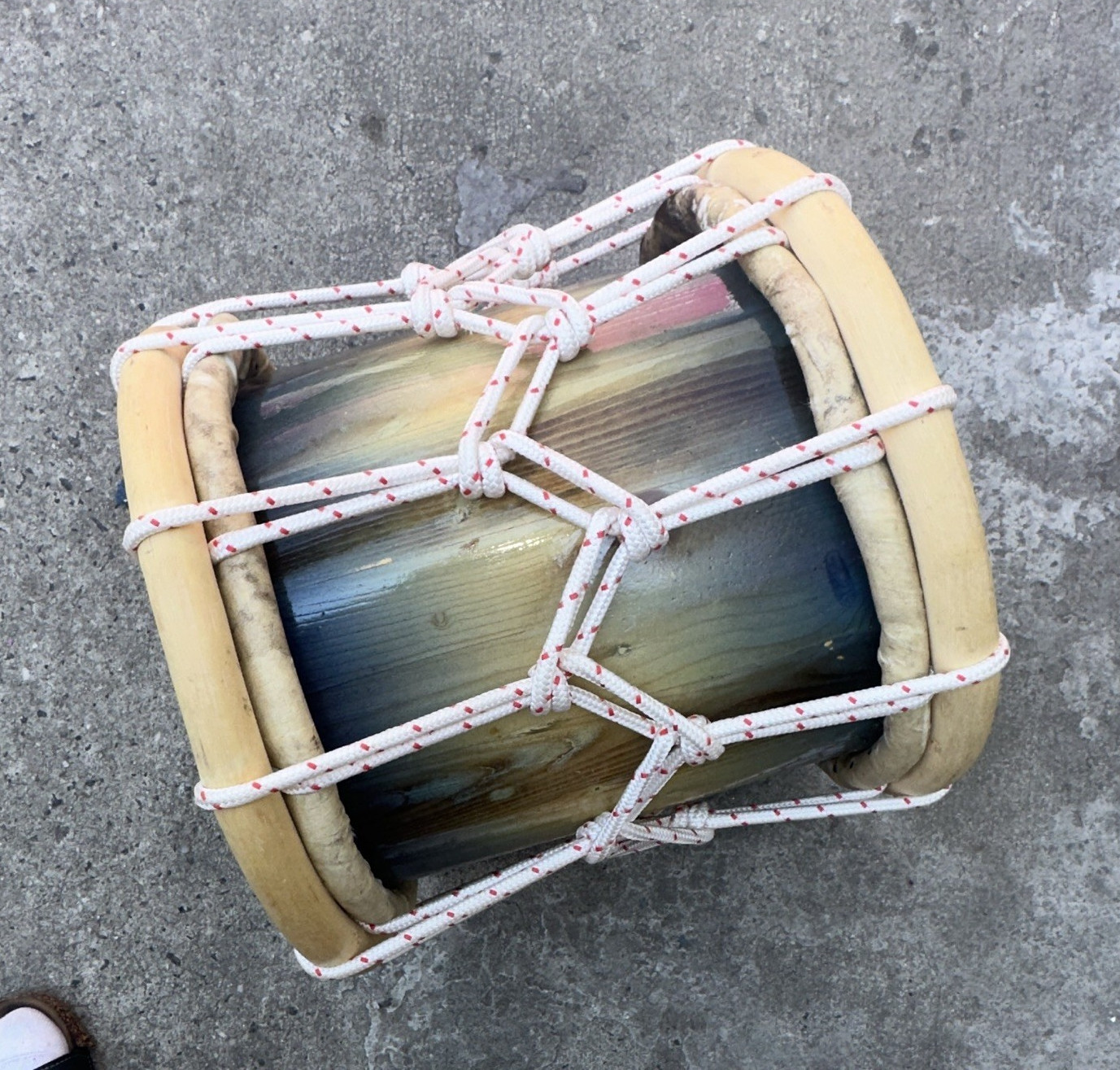 Tambora típica,1x palo y bolso re-ajuste de cordones