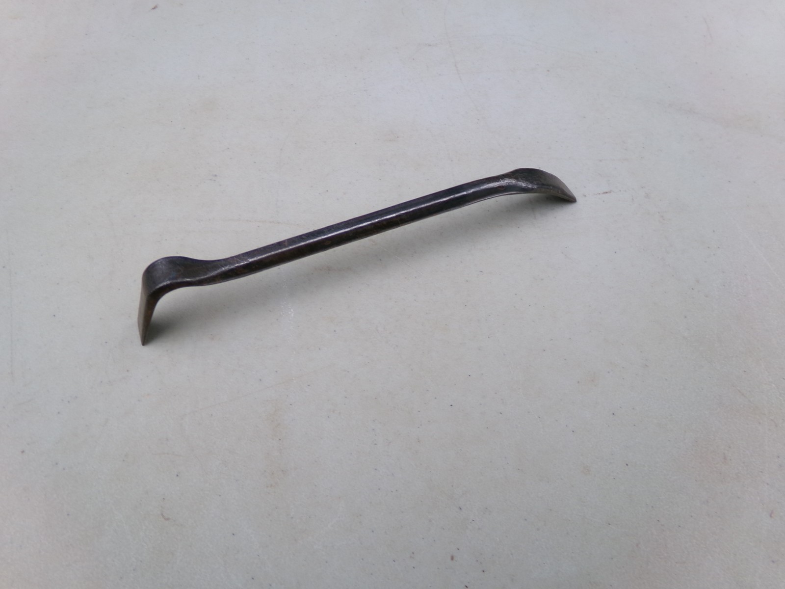 Pry Bar 8 1/2" Vintage Small Tool