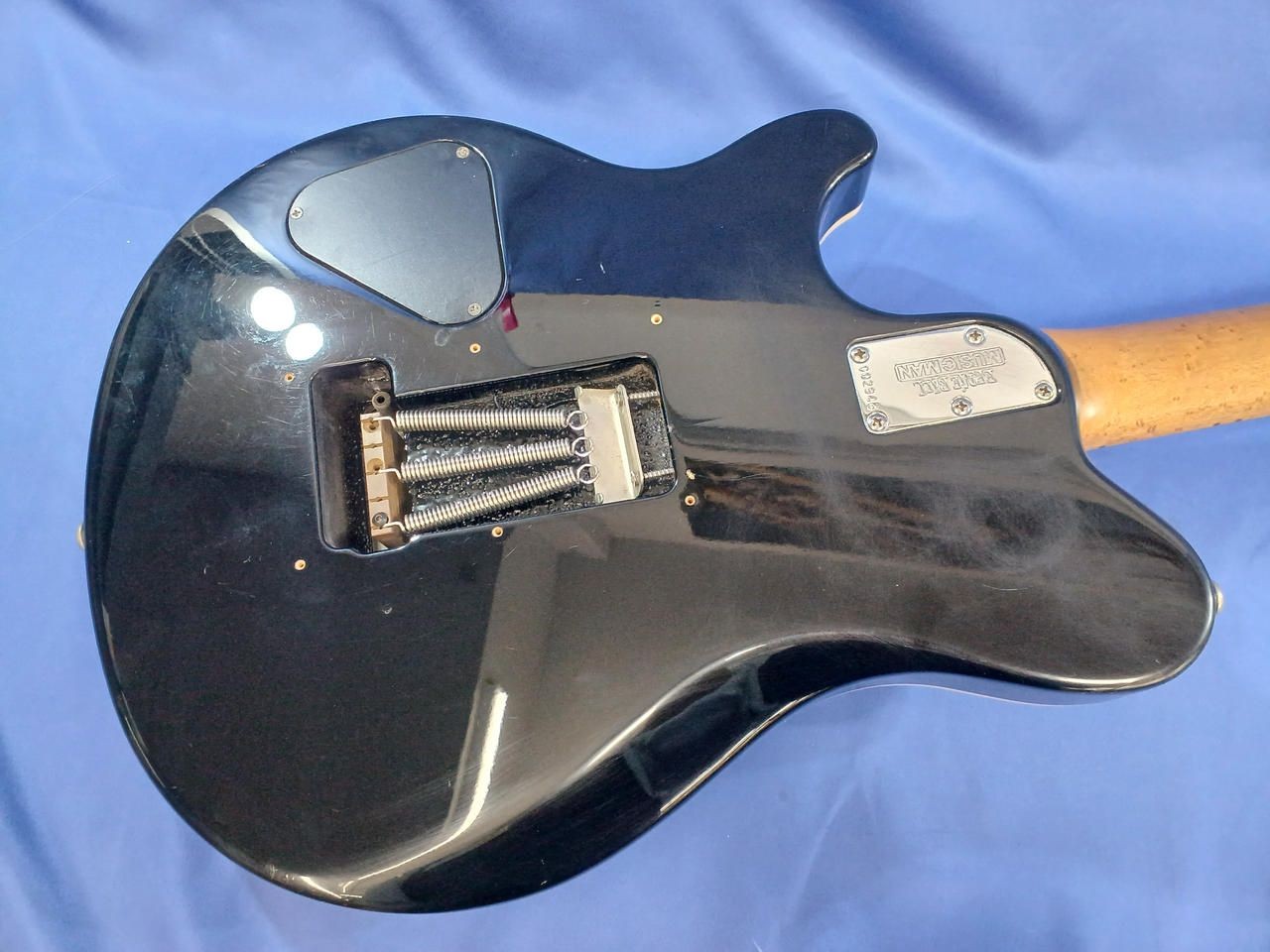 MUSICMAN Electric Guitar AXIS Used