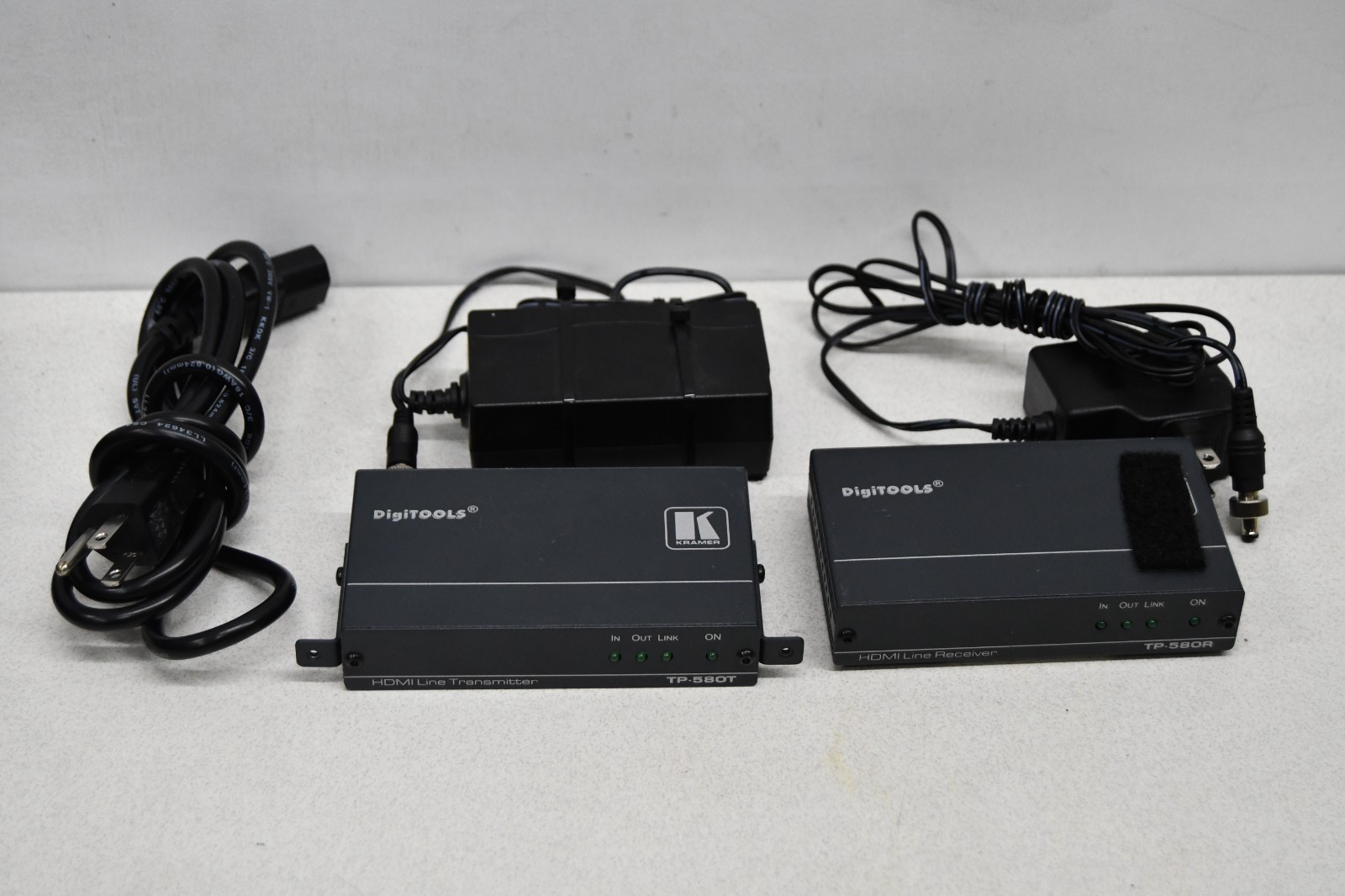 ^ Kramer TP-580T / TP-580R  HDMI Transmitter and Receiver #X6790