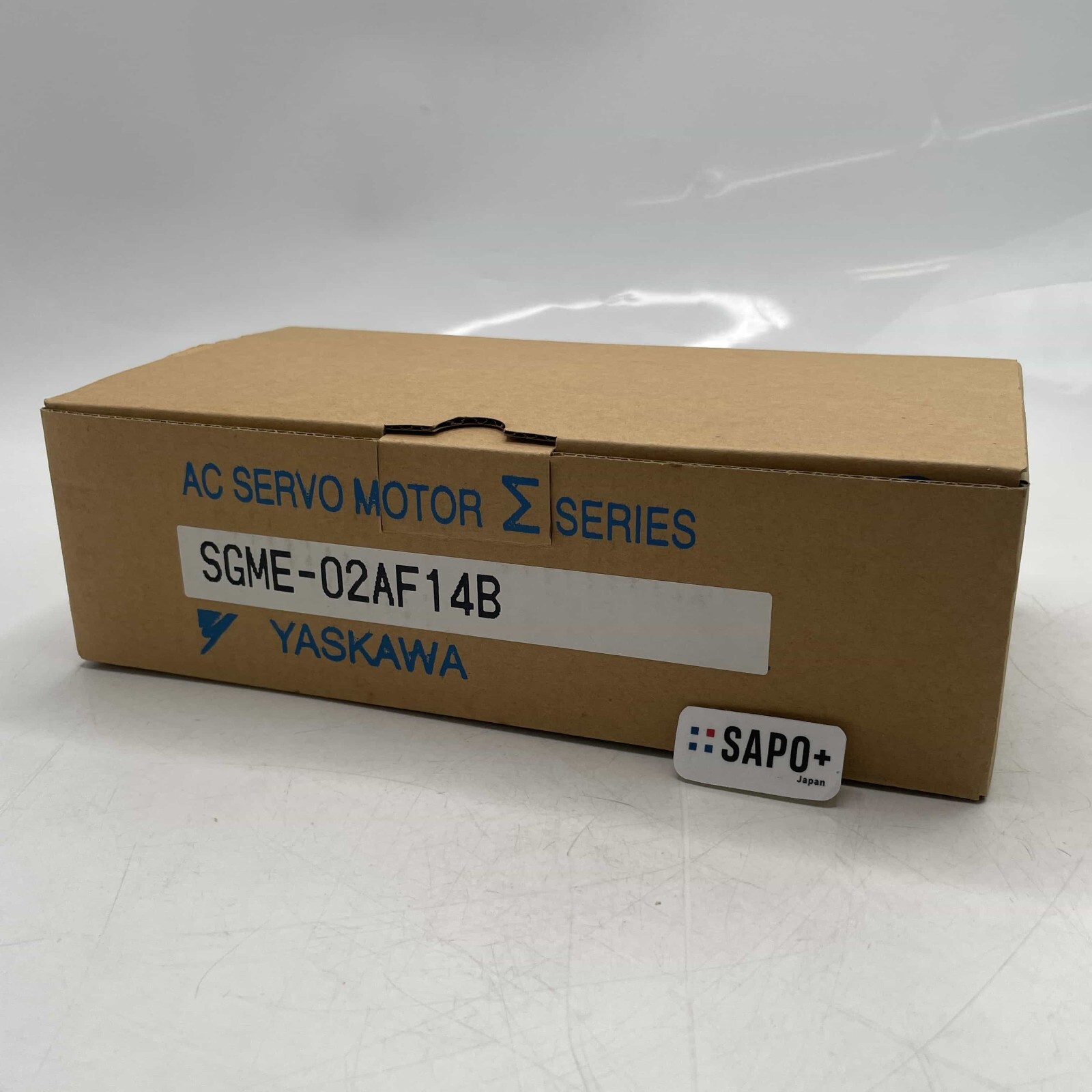 YASUKAWA SGME-02AF14B Made in 1998 Box is torn new