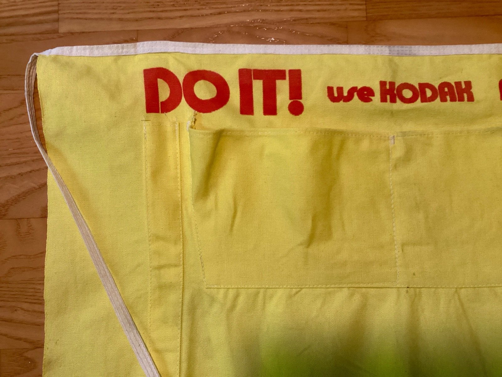 Vintage 80s Kodak Film DO IT! Film Plates Darkroom Apron & Pocket Protector