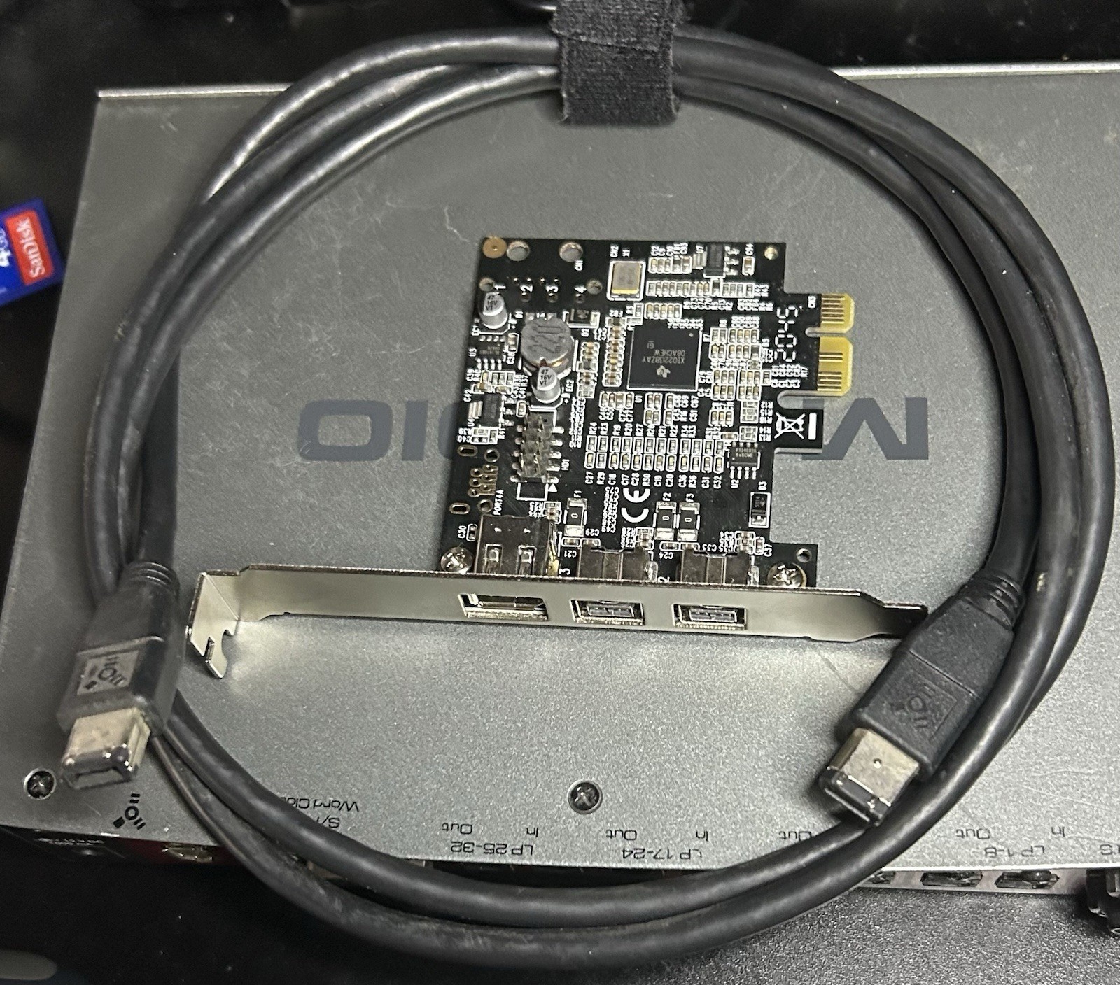 M-Audio ProFire Lightbridge 34-in/36-out FireWire Audio interface/Pcie card