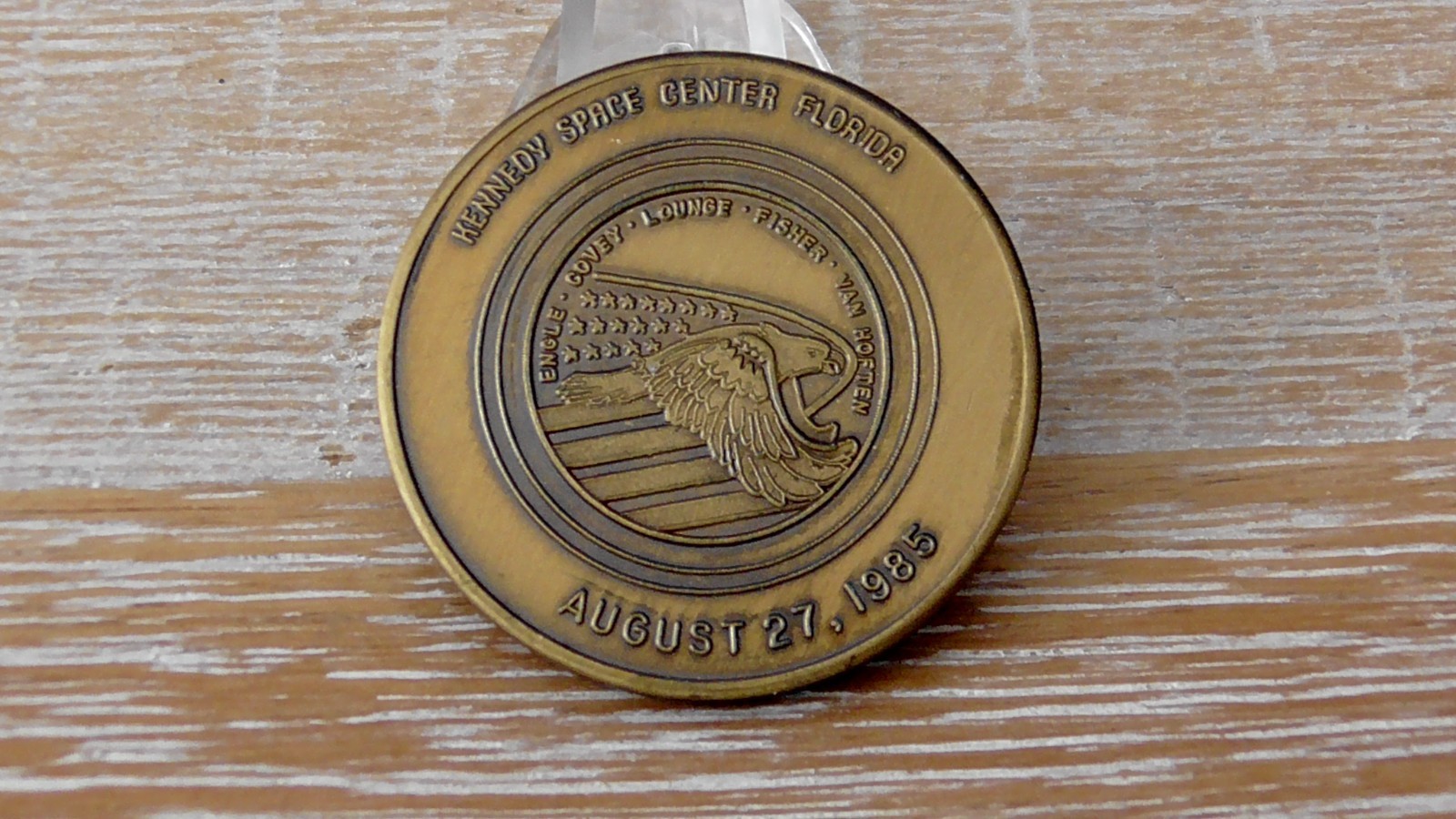 NASA Space Shuttle Discovery STS-51I Kennedy Space Center Coin #F693