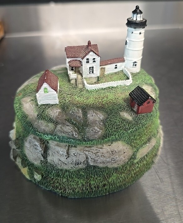 Beachcombers Light House  Trinket Box