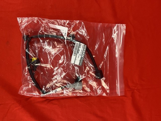 Genuine OEM Nissan Headlight Wiring Harness Connector 24070-9DJ0C