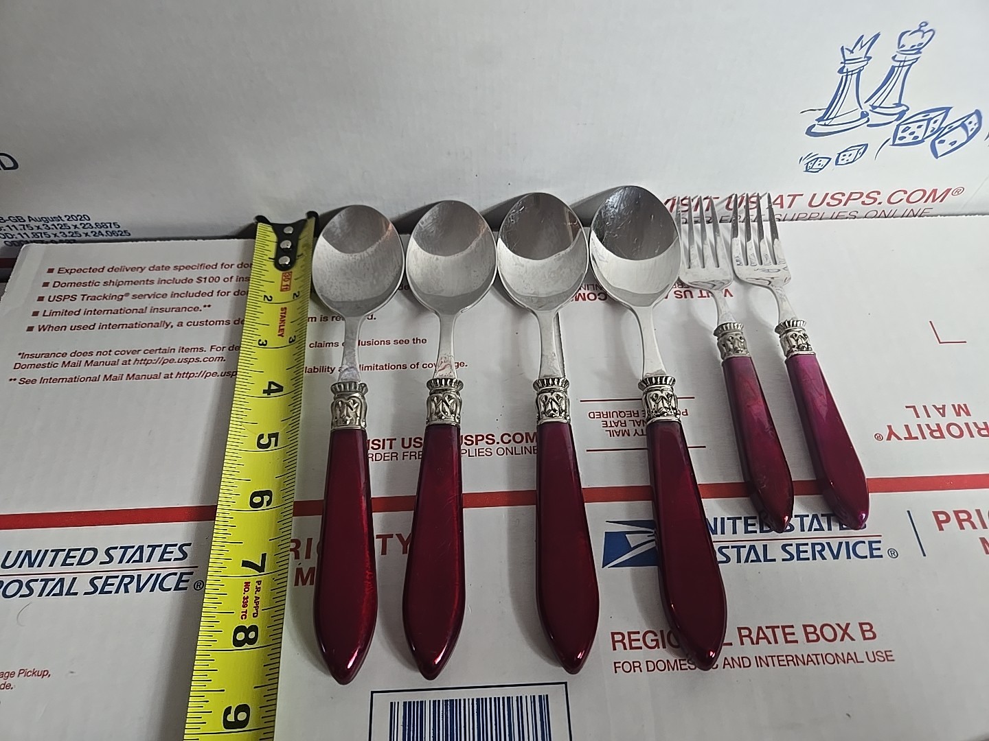 Wallace 18/10 Stainless Flatware 11 Pieces, St Moritz Pearlized Red-Pink