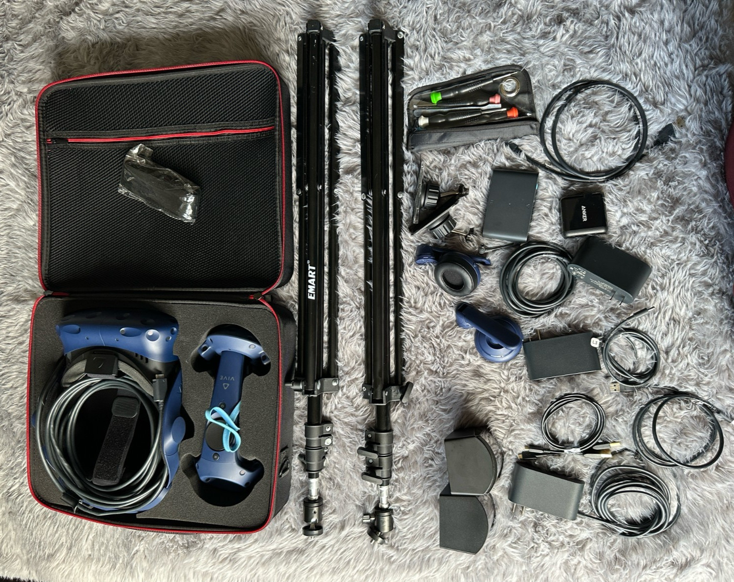 HTC VIVE Pro Headset VR Full Set Complete System Virtual Reality Kit with Pouch