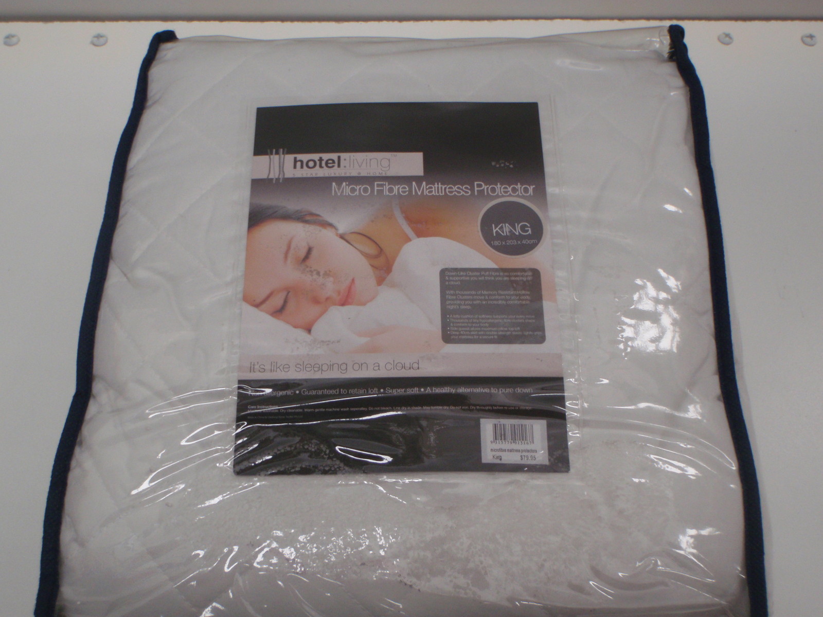 HOTEL:LIVING 5STAR LUXURY MICRO FIBRE MATTRESS PROTECTOR KING 180X203X40CM WHITE