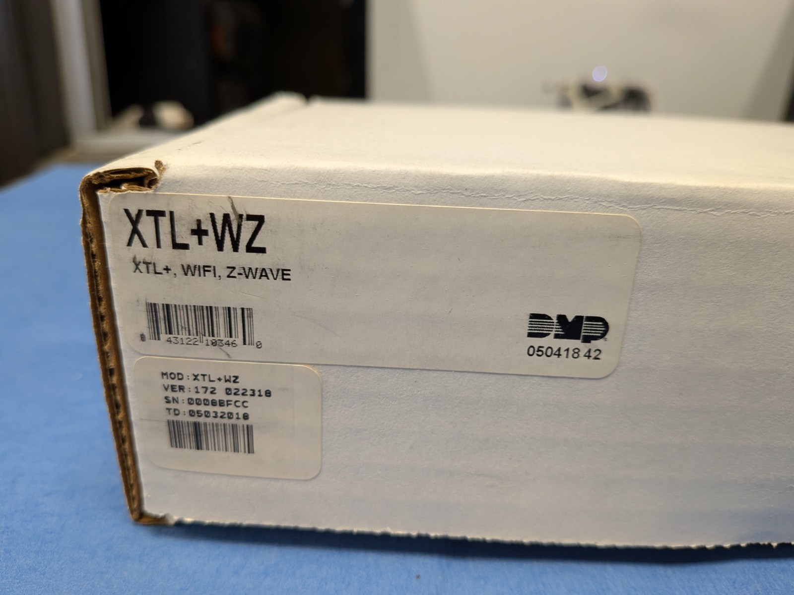 DMP XTL+WZ WiFi Z-Wave XTLplus Control Panel New In Box, Free Shipping.