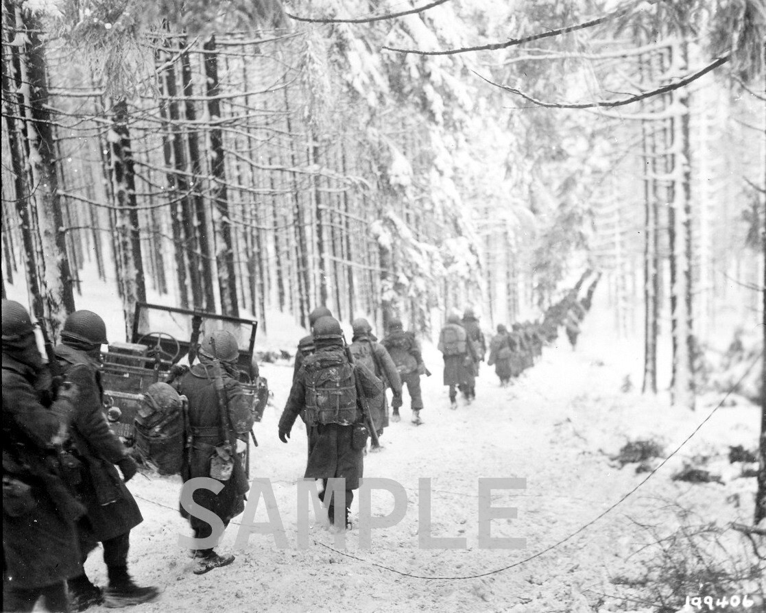 US Soldiers on snow covered road Battle of the Bulge 8x10 WWII WW2 Photo 505