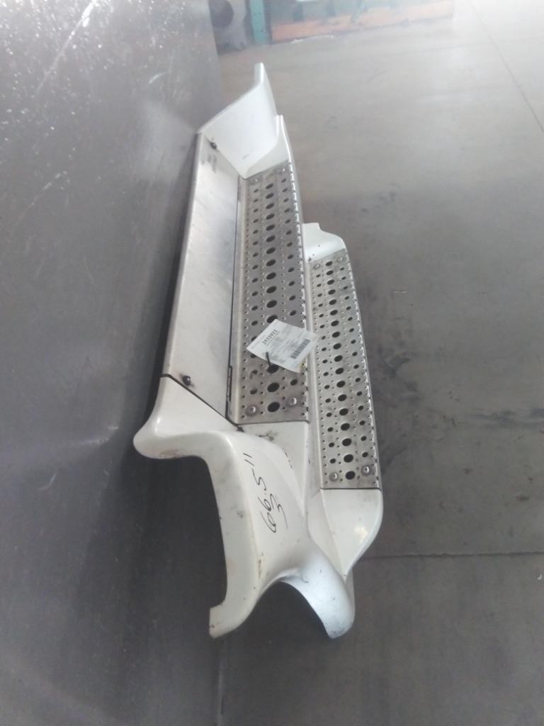 For 2016 FREIGHTLINER CASCADIA 125 SIDE FAIRING Left , IL