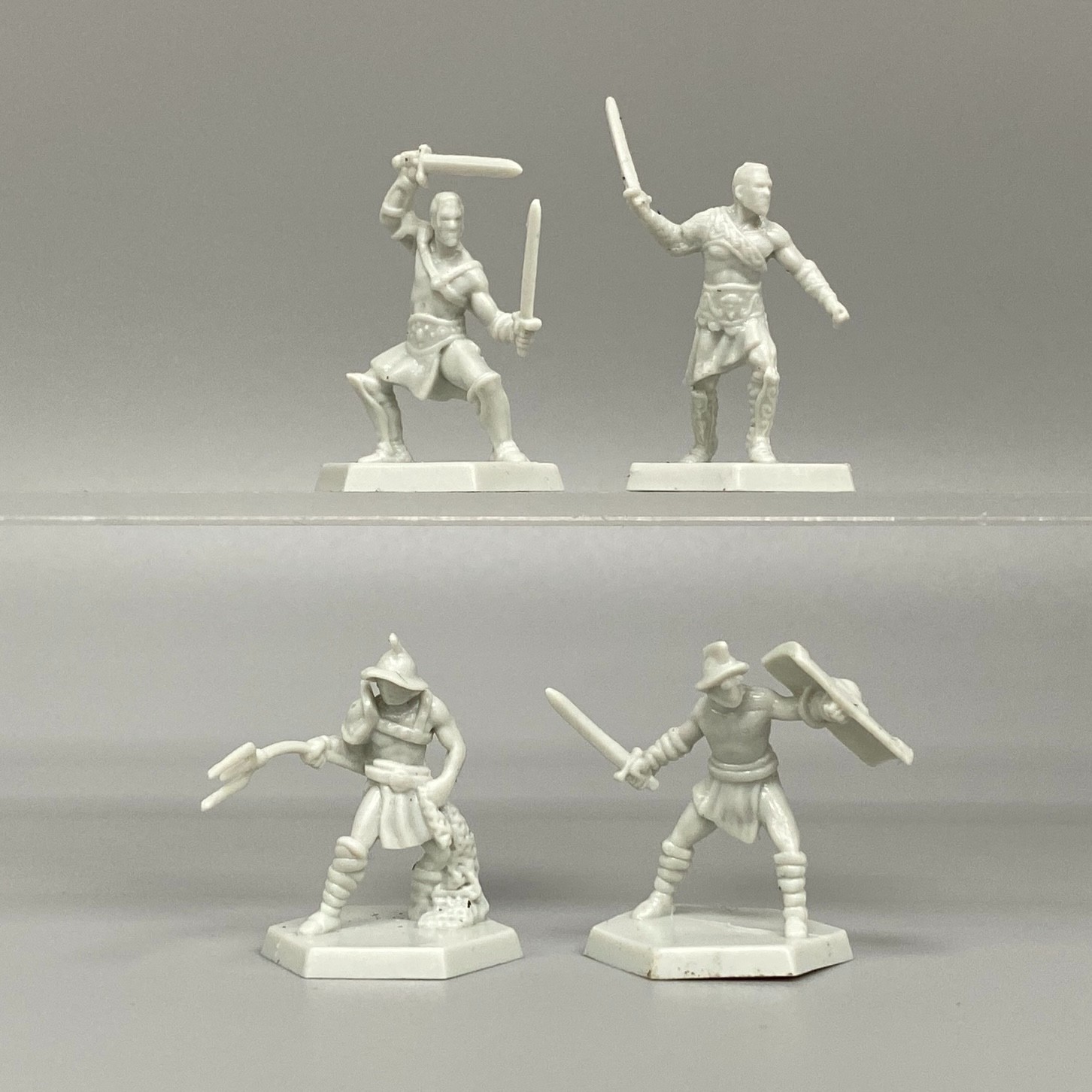 4 28MM GLADIATORS HISTORICAL ANCIENTS WARGAMING MINIATURES HEXAGONAL BASES