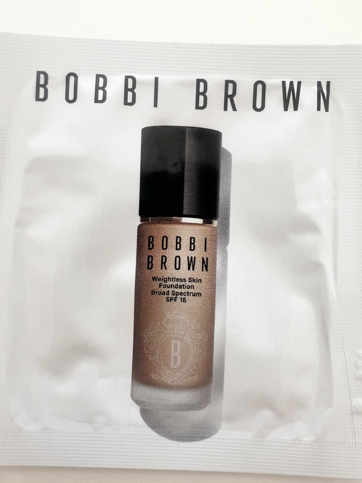 BOBBI BROWN Weightless Skin Foundation SPF 15 Cool Sand C-036 0.05oz/1.5ml