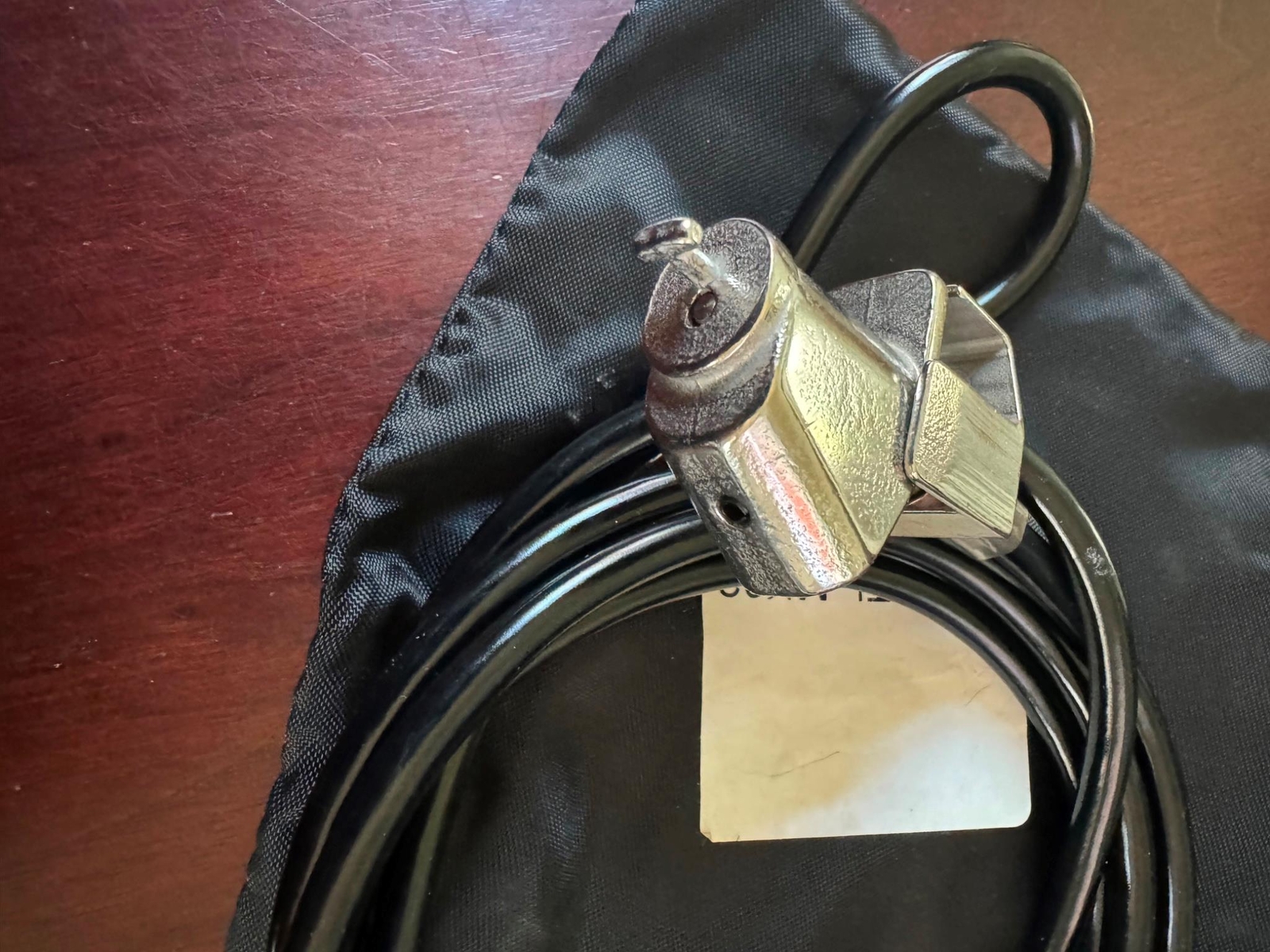Noble Security MK62 Universal Keyed Notebook Lock with Peripheral Cable Trap