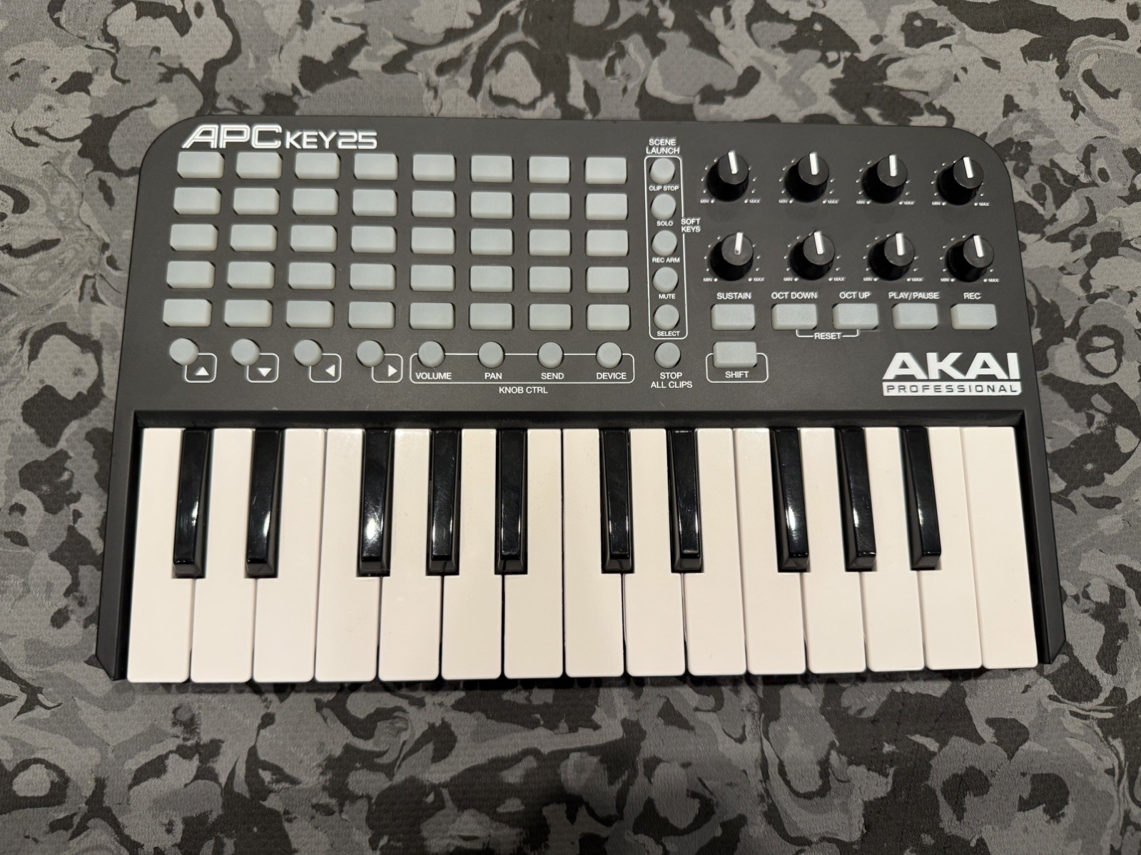Akai APC Key 25 MIDI Keyboard Controller Pad Triggers