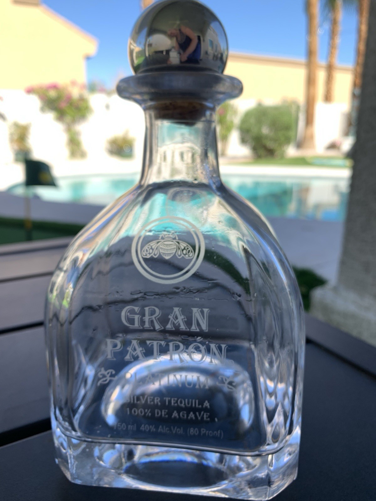GRAN PATRON PLATINUM SILVER TEQUILA 100% AGAVE GLASS EMPTY BOTTLE & STOPPER