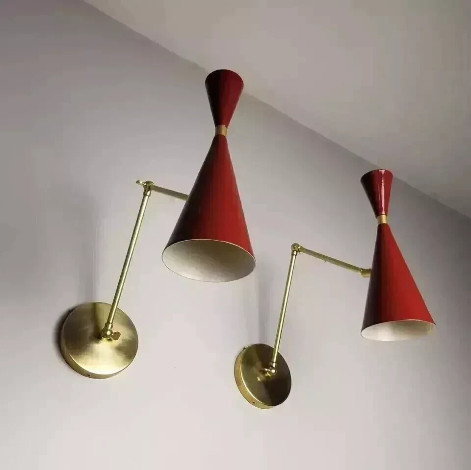 Italian Brass Wall Light Mid Century Modern Italian Wall Fixture Lamp Sconce.