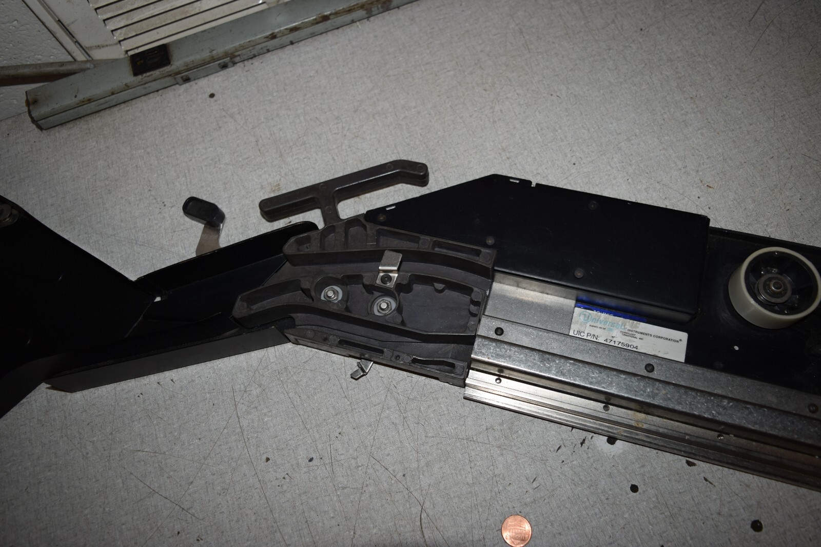 Universal Instruments Dover Technology Feeder 47175904