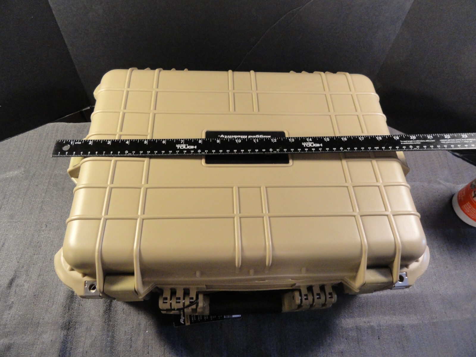 APACHE 4800 WEATHERPROOF PROTECTIVE HARD CASE CAMERA WEAPON TAN DESERT 19x13x7
