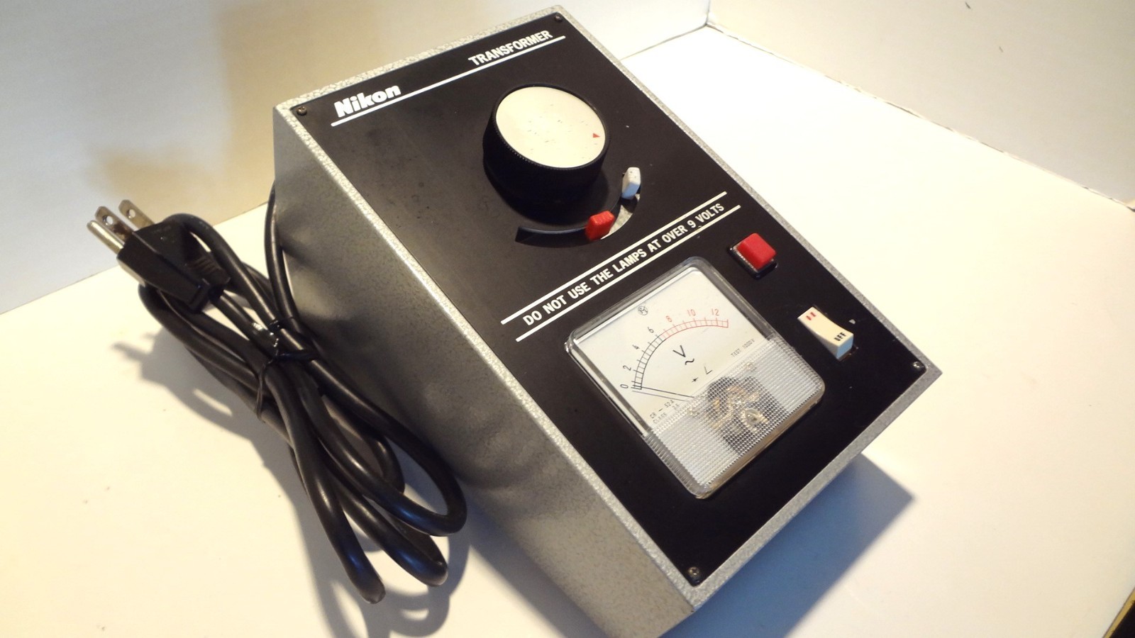 NIKON TRANSFORMER POWER SUPPLY OPTIPHOT 0-6 VOLT 9 MAX.