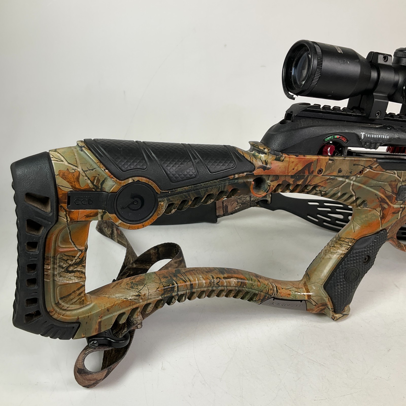 Barnett Raptor Pro STR Crossbow Camouflage with 4x32 Scope