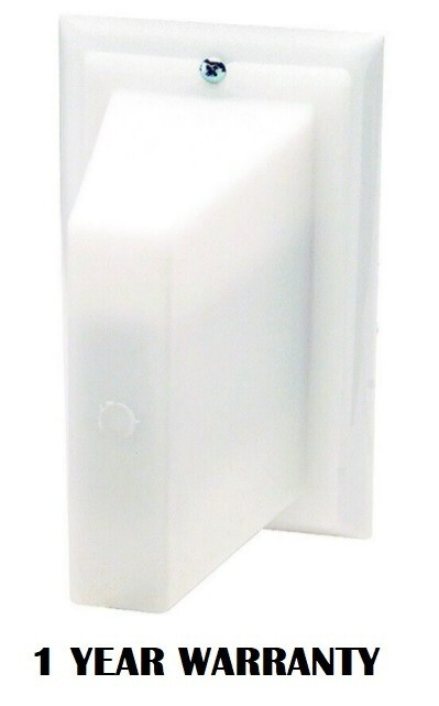 Rauland CL-7584 Corridor Lights Light, 4 lamps-Pre-Owned