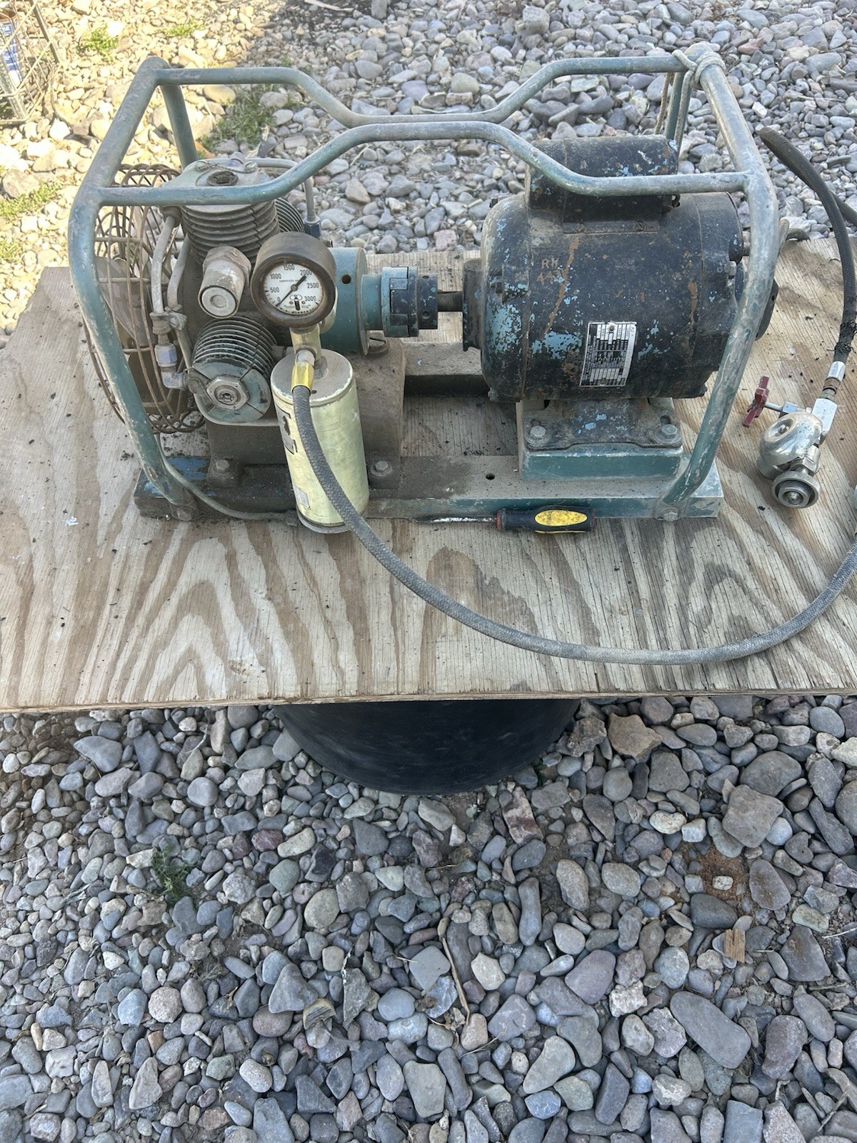 Cornelius 13OR1400 Reciprocating Electric Horizontal Portable Compressor
