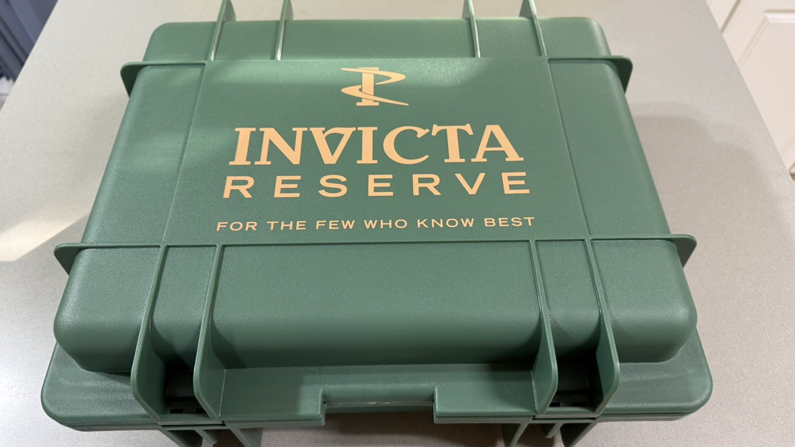 Invicta DC15GRN Reserve 15-Slot Dive Impact Watch Case, Green *CASE ONLY*