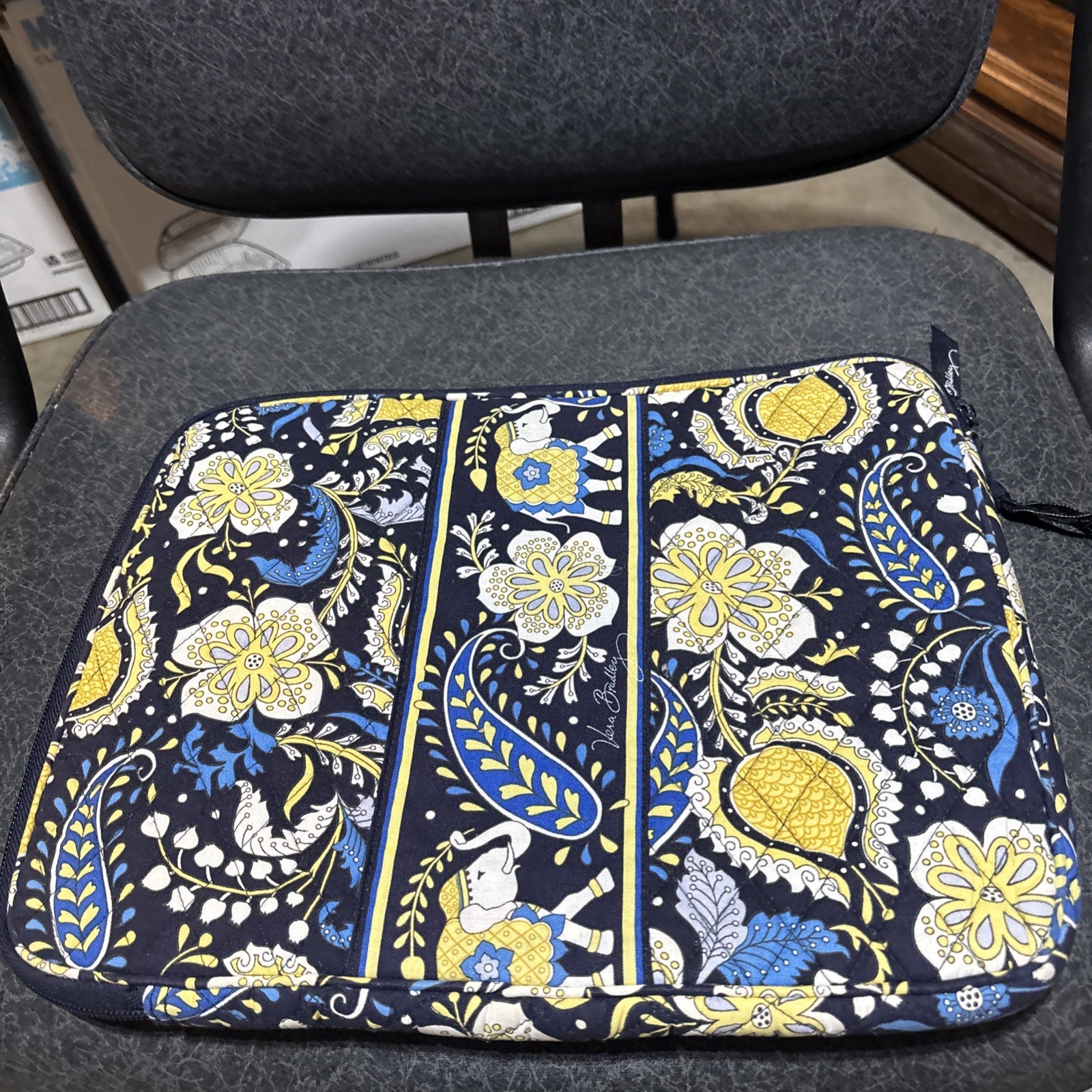 Vera Bradley ELLIE BLUE Elephant Print Laptop Case 2012 Retired