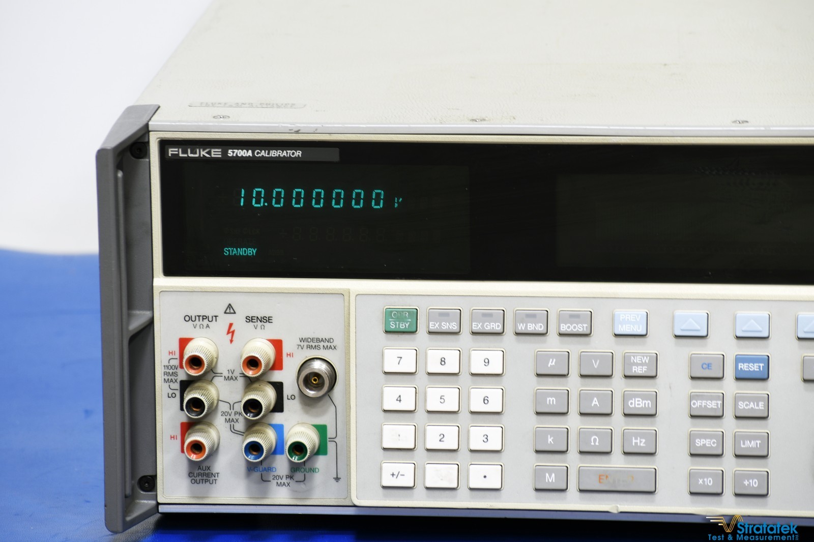 Fluke 5700A Multifunction Calibrator 5700A-03 Option ISO 17025 Calibrated
