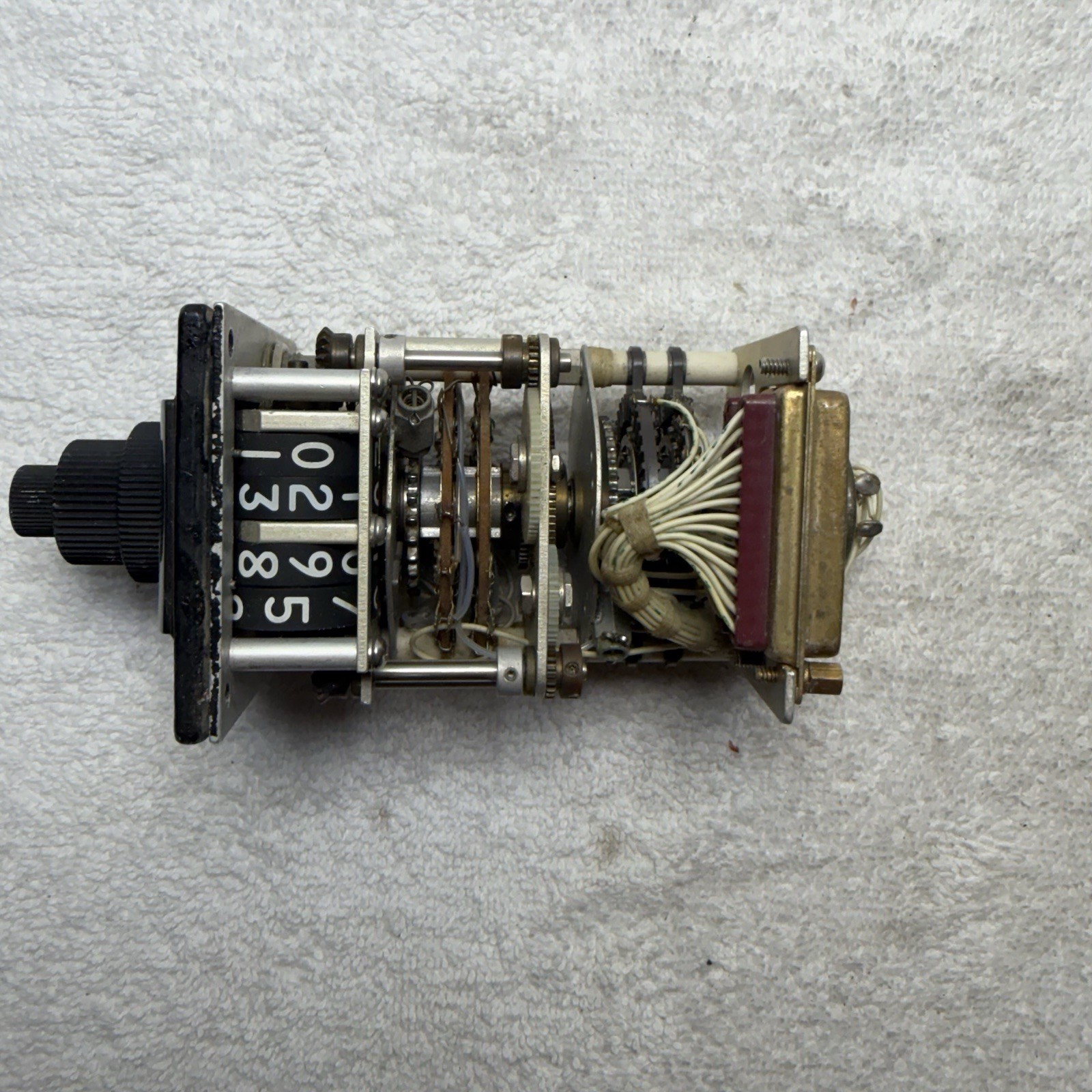 DHC de Havilland Canada VC240 VHF Communications Control Head Unit Serviceable