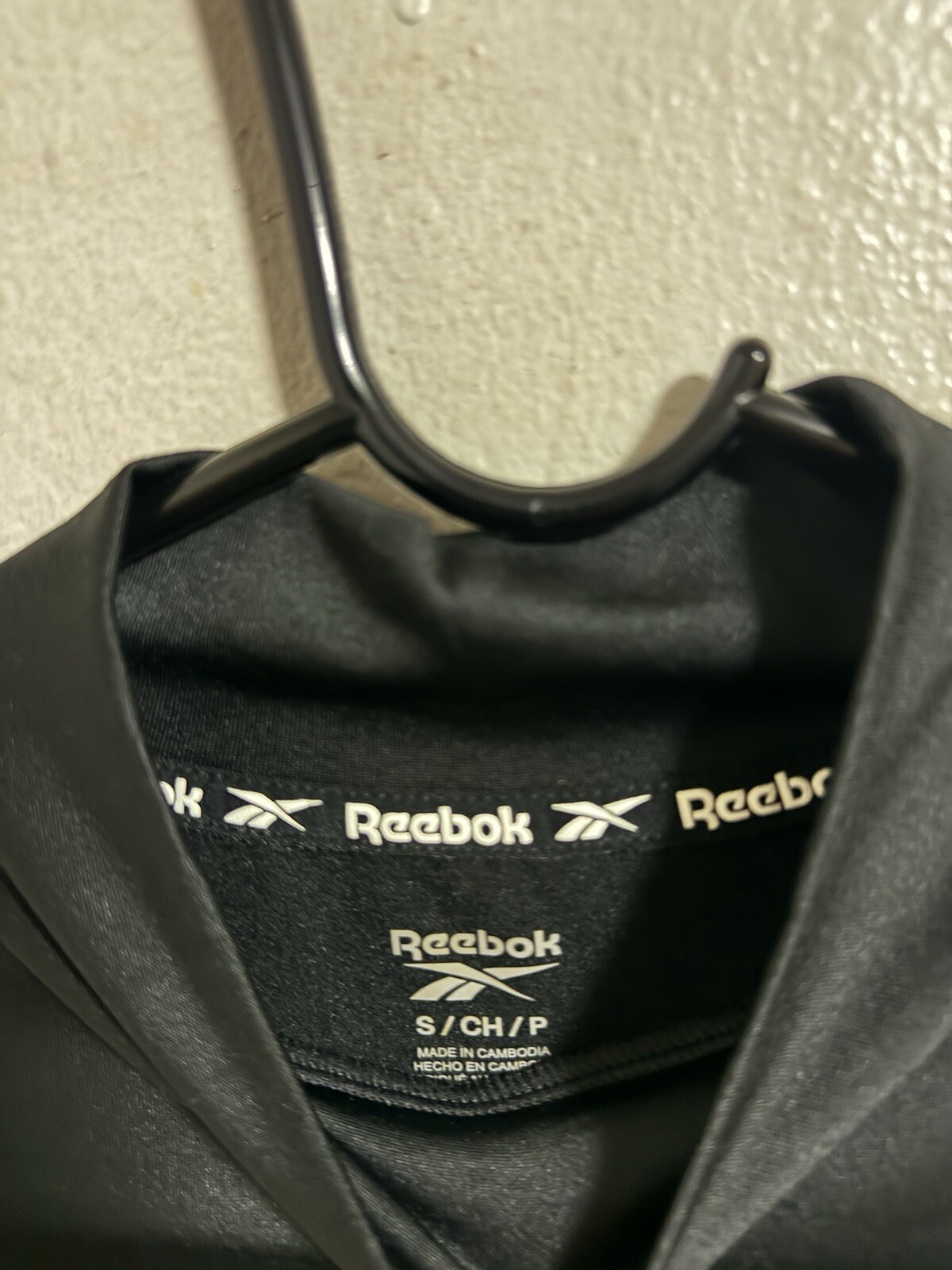 New Reebok Men’s Black Vector Base Mock Neck Layer Compression Size SMALL