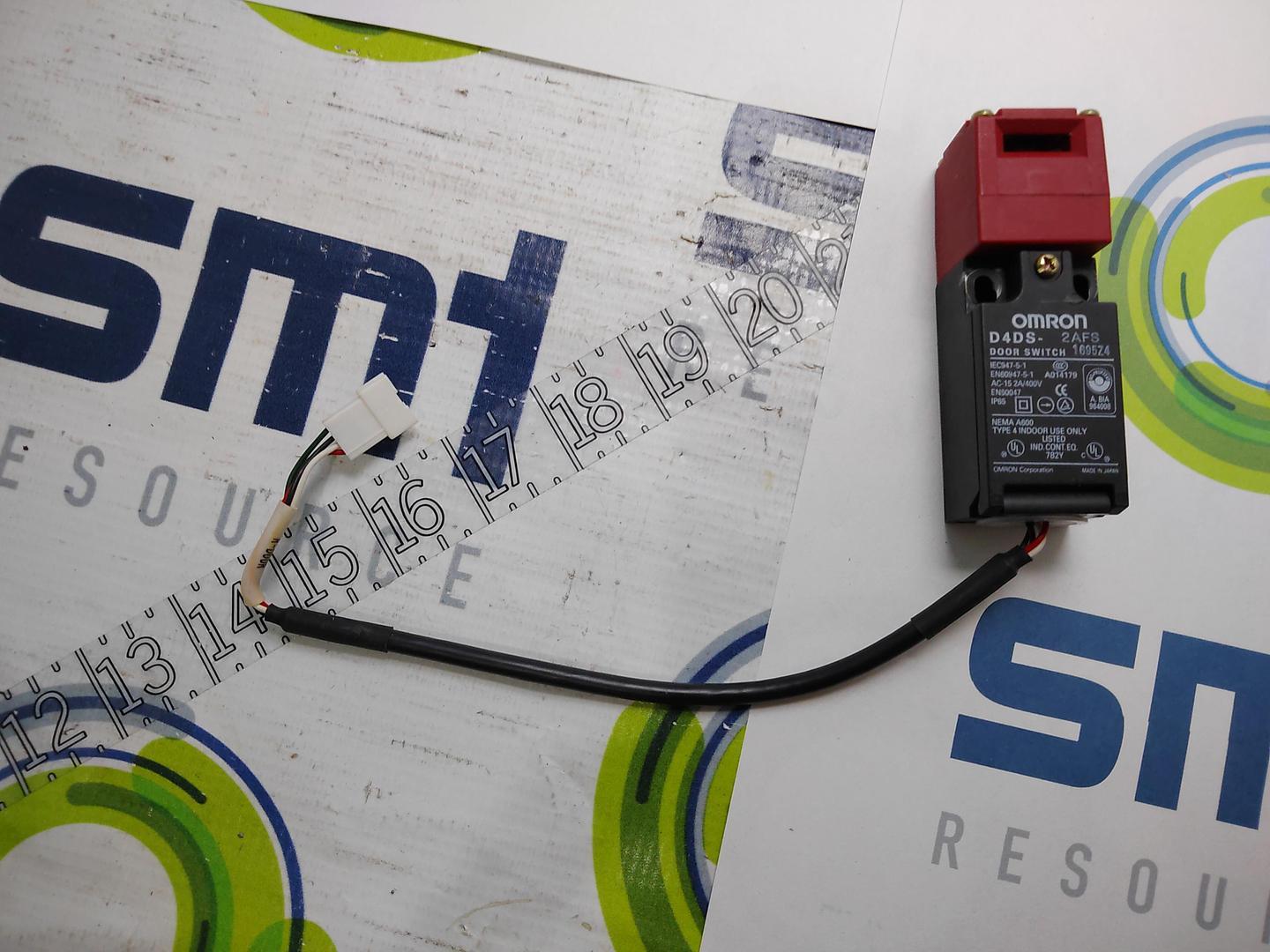 OMRON D4DS-2AFS DOOR SWITCH 1695Z4
