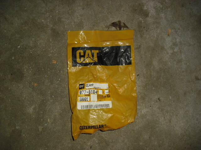 Genuine Caterpillar CAT 077-8184  Clamp   USA