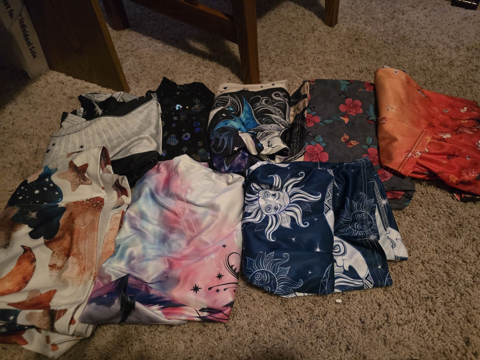 LOT 8 Assorted Scrub Tops XL/1X