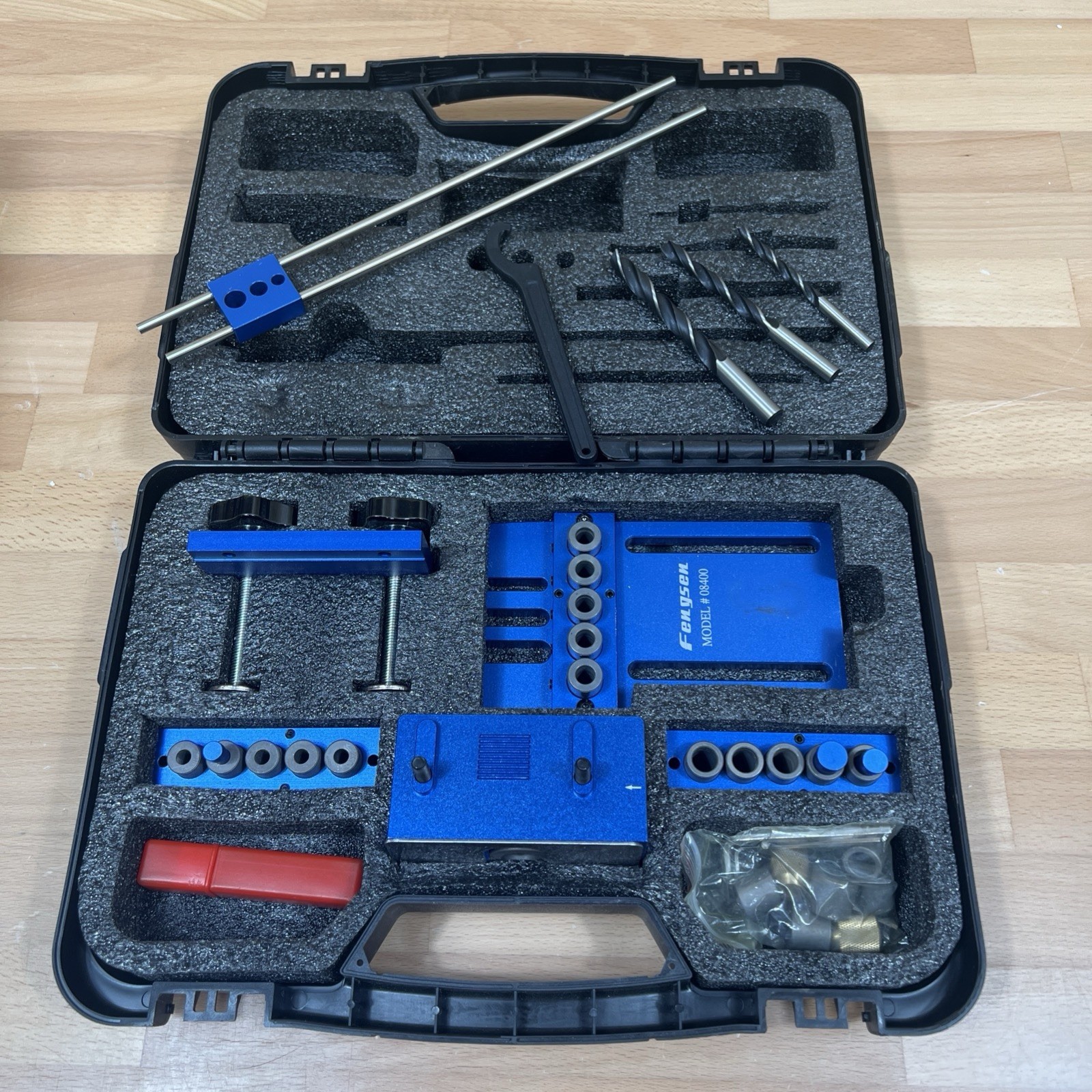 Adjustable Doweling Jig Kit with 5 Drill Sleeves for Precise Woodworking