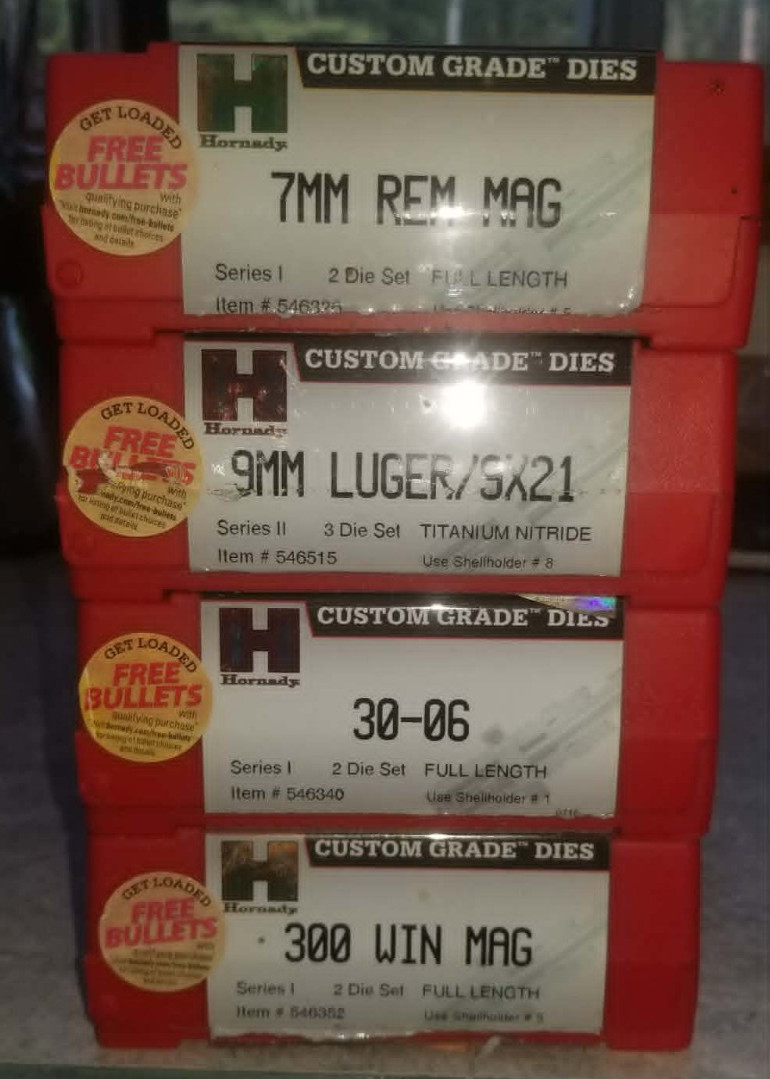 4 SetsHornady Reloading Dies 7mm Rem Mag/9mm Luger/.30-06/.300 Win Mag