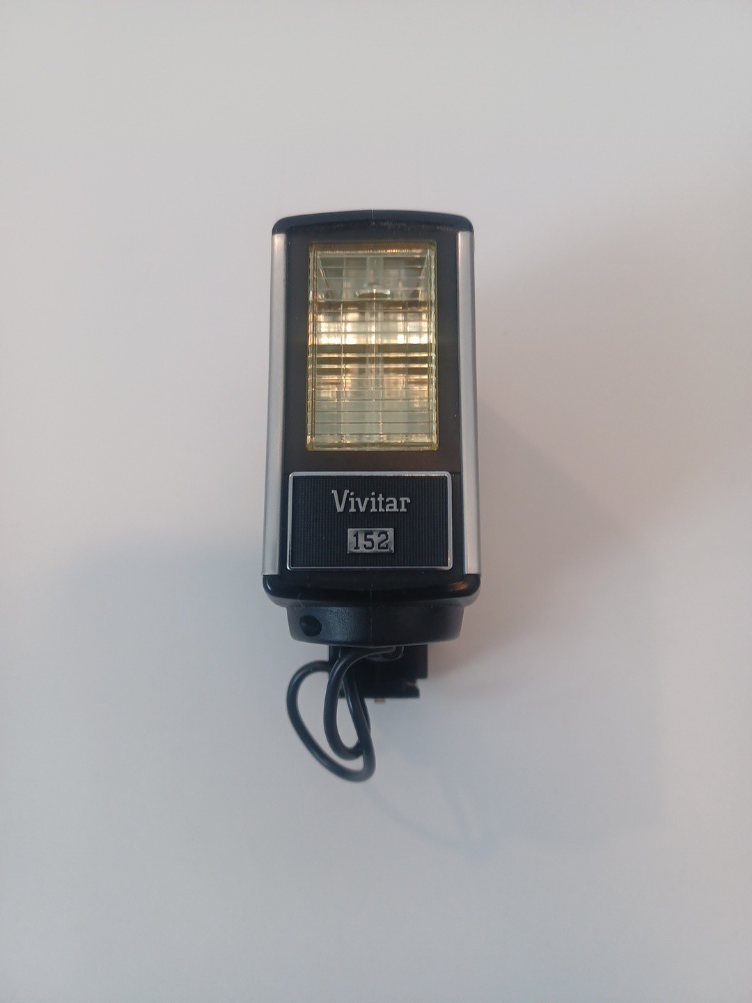 Vintage Vivitar 152 Shoe Mount Flash
