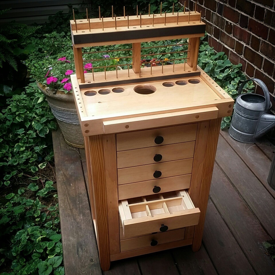 PORTABLE FLY TYING TABLE benches desks TROUT bass Fly Fishing flies musky popper